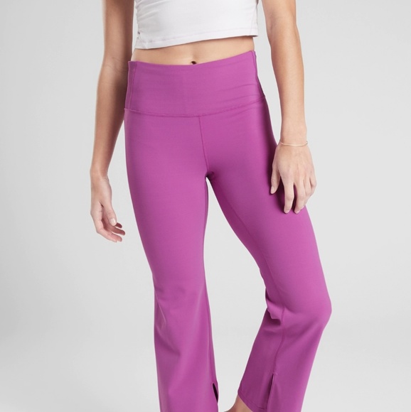 Athleta Pants - Athleta purple flare leggings